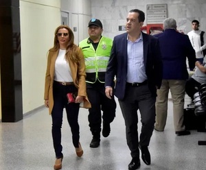 Aplazamiento número tres en el caso “merienda escolar”: Exsenador Friedmann espera audiencia