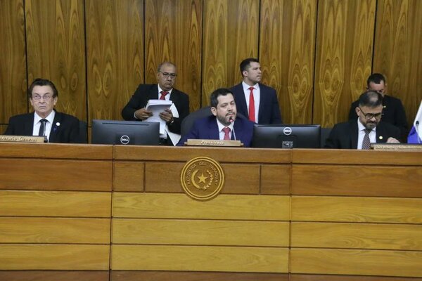 Mientras diputados analizan el PGN, jueces y funcionarios judiciales reclaman reajuste salarial - ADN Digital