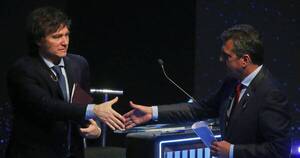 La Nación / Massa y Milei refuerzan sus jugadas para cautivar a los argentinos indecisos, sostienen