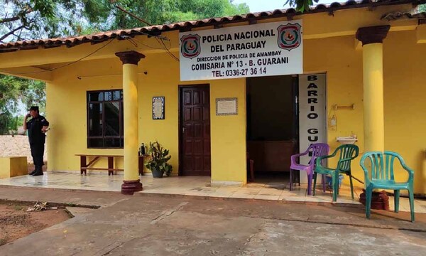Intensa búsqueda de un supuesto ladrón que se fugó esposado de una comisaría en Pedro Juan Caballero – Prensa 5