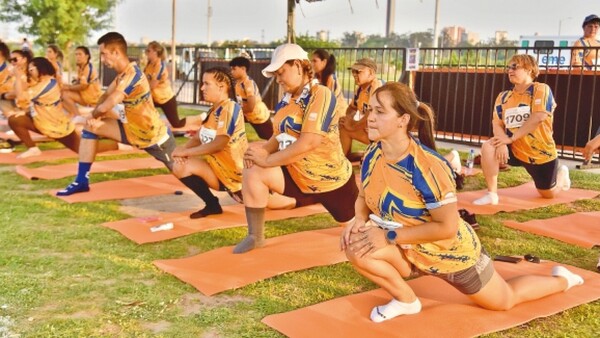 Multitudinaria corrida solidaria del Banco Itaú
