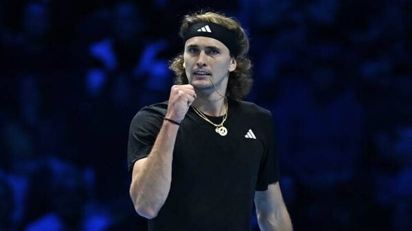 Versus / Carlos Alcaraz arranca el Masters ATP Finals con derrota ante Alexander Zverev