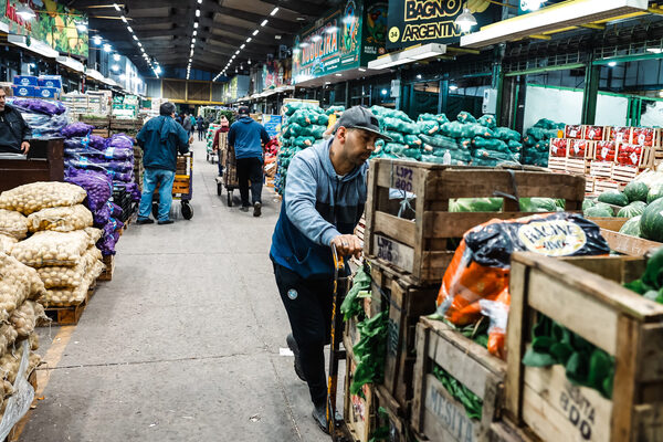 Los precios apenas aminoran su carrera en una Argentina a punto de elegir presidente - MarketData