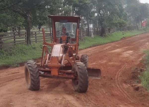Diario HOY | Ya las caravanas...: mejoran los caminos que conducen a Caacupé
