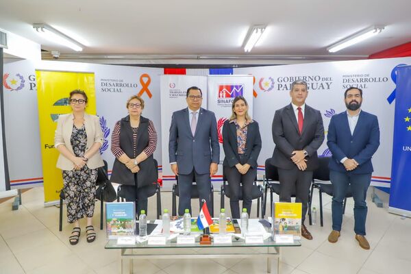 Inicia curso de formación para guías familiares buscando mejorar asistencia a familias de Tekoporâ - .::Agencia IP::.