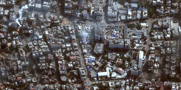 Tanques israelíes cercan el principal hospital de Gaza