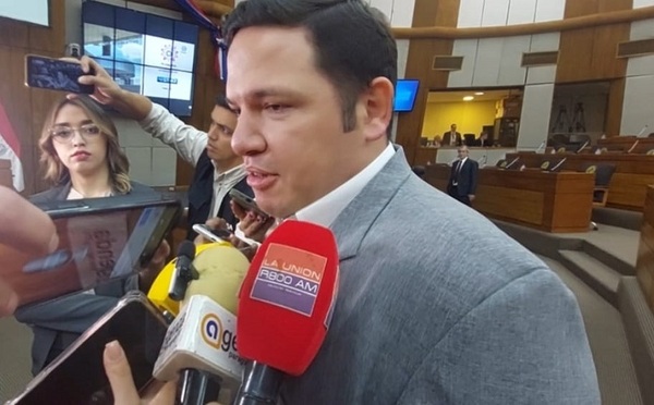 “Fuerza Republicana está sin cabeza ni liderazgo”, según Diputado