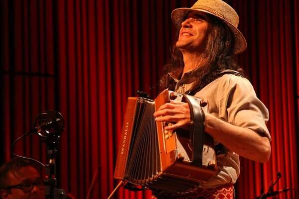 El acordeonista Renato Borghetti vuelve al Paraguay - Música - ABC Color