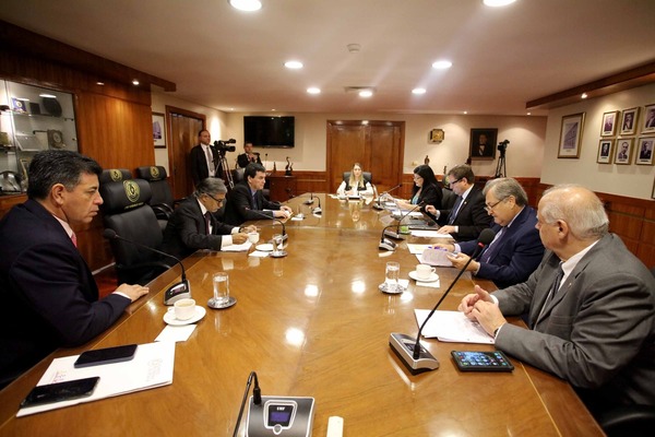 Diez magistrados fueron declarados inamovibles por la Corte
