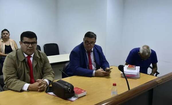 Ja’umina: Suspenden juicio y ordenan captura de policía acusado de beneficiar a supuesto narco - Policiales - ABC Color