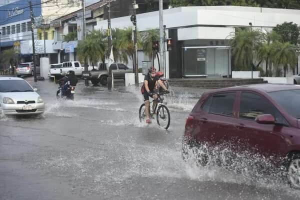 Renuevan alerta por tormentas para 12 departamentos - Nacionales - ABC Color