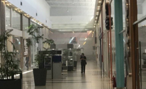 Principio de incendio en Shopping Mariano