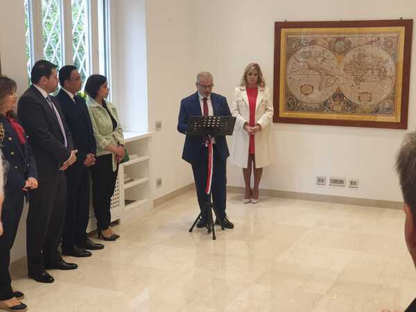 Embajador Paraguayo en Italia rindió homenaje al Fiscal Marcelo Pecci