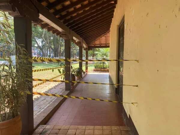 Piribebuy: clausuran el lado izquierdo del templo Ñandejára Guasu por posible derrumbe - Nacionales - ABC Color