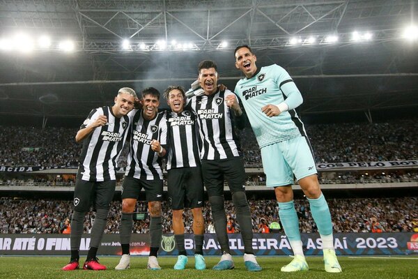 Versus / El insólito e increíble apagón del Botafogo de Gatito y "Segovinha" en el Brasileirão