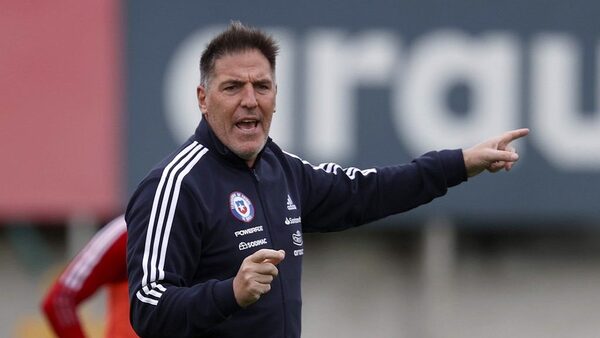 Versus / Eduardo Berizzo: "Conozco a sus futbolistas, sí, pero..."