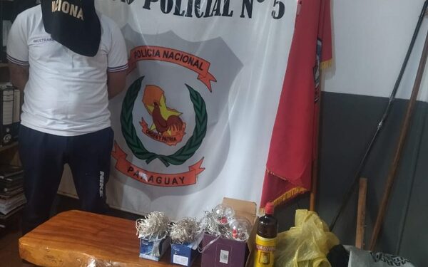 Robó luces navideños y cachaça y quedó detenido