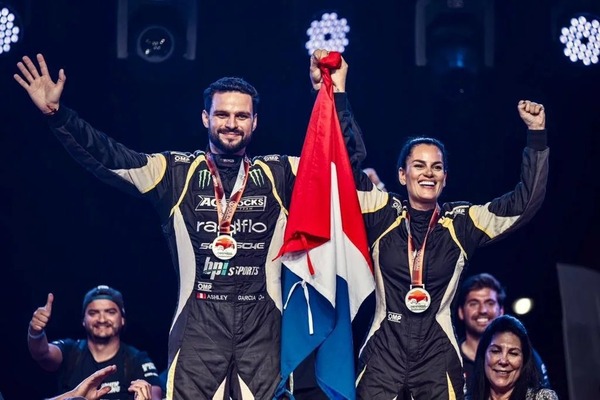 ¡Orgullo Nacional! Andrea Lafarja conquistó el podio P4 en el Mundial FIA Baja de Dubái - Unicanal