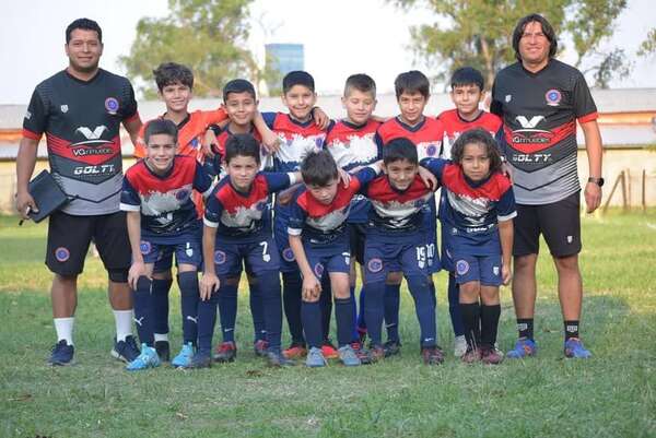 “Corazón de América” representará al país en la Copa Interclubes en Uruguay - Fútbol - ABC Color