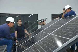 Itaipú instalará planta piloto solar flotante con capacidad de 1 MW - Economía - ABC Color