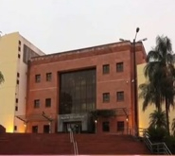 Hurtan 27 motos del depósito del Poder Judicial en PJC - Paraguay.com
