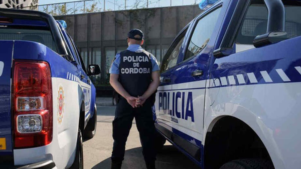 Argentina: Policía murió de infarto tras detener a presuntos delincuentes y discutir con familiares - Unicanal