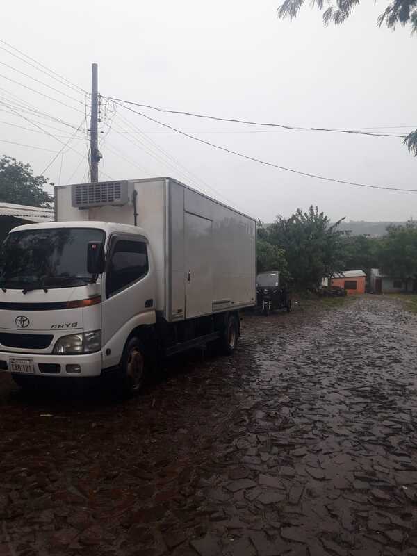 Asaltan y roban dinero en efectivo a un distribuidor de pollos - ADN Digital