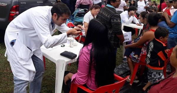 La Nación / Atendieron a 1.200 afectados de crecidas