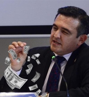 Grosera sobrefacturación en el MEC