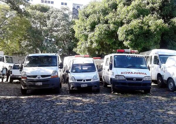 Estado de mantenimiento de flota de transporte de IPS es “lamentable”, según presidente - Nacionales - ABC Color
