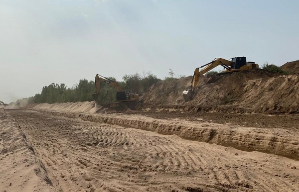 Avanzan los trabajos de limpieza, ampliación y profundización del cauce del río Pilcomayo