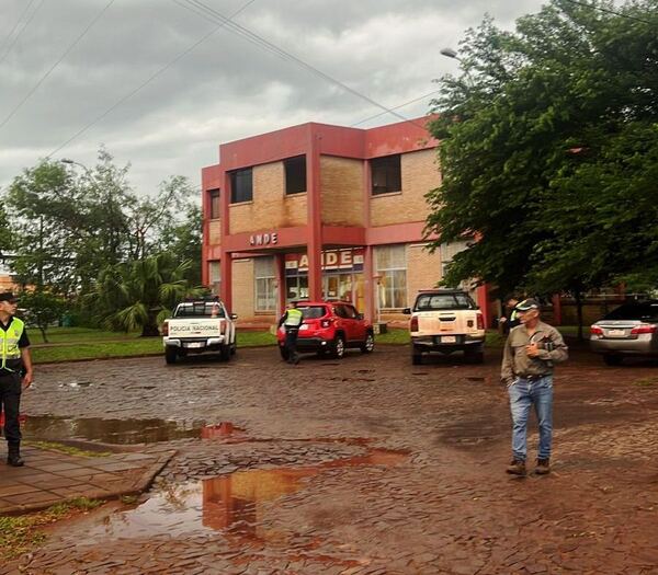 Millonario robo en oficina de la ANDE de Santa Rita - La Clave