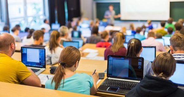 Organizan coloquio sobre las perspectivas y desafíos para la gestión universitaria