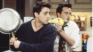 "Joey" se despidió tristemente de su amigo "Chandler"