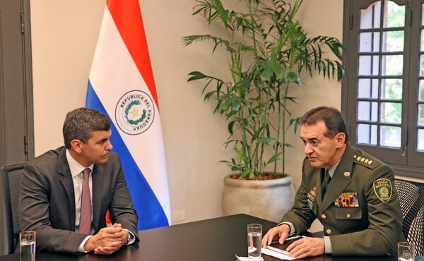Polic铆a de Colombia fortalecer谩 cooperaci贸n con Paraguay en lucha contra el narcotr谩fico y crimen organizado - Revista PLUS