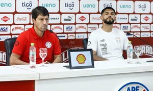 Alderete le deja un mensaje a Berizzo: “También sabe que lo conocemos a él”