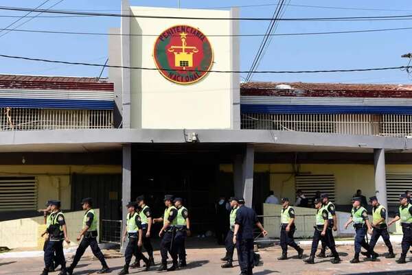 Reportan el fallecimiento de una mujer dentro de la cárcel de Tacumbú - Policiales - ABC Color