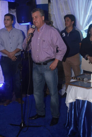 Encuestador posiciona a su cuñado en internas liberales en Itauguá.