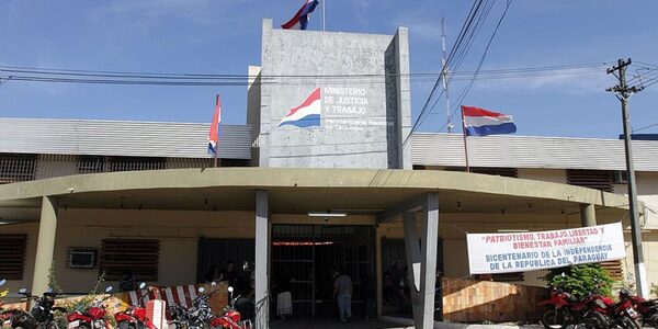Mujer amanece muerta en privada de la cárcel de Tacumbú - Noticiero Paraguay