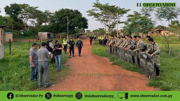 Dos detenidos durante desalojo de inmueble privado convertido en asentamiento