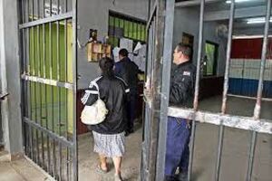 Mujer muere en la privada de Tacumbú, no descartan “fiesta” con sobredosis
