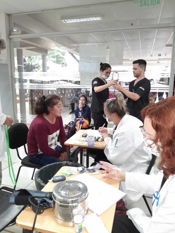 De cada 10 personas, 8 estarían con diabetes, según encuesta de la DRS - La Clave