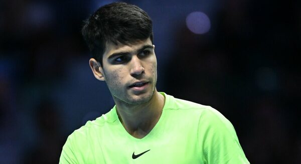 Versus / Carlos Alcaraz reacciona en el Masters con un triunfo sobre Rublev