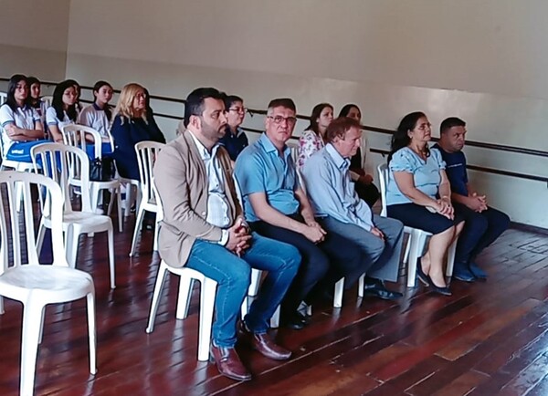 Presentación del libro “Cuentos cortos y humorísticos” de Cristian González Safstrand