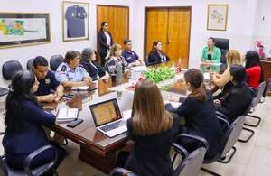 Mesa interinstitucional busca prevenir violencia contra mujeres •