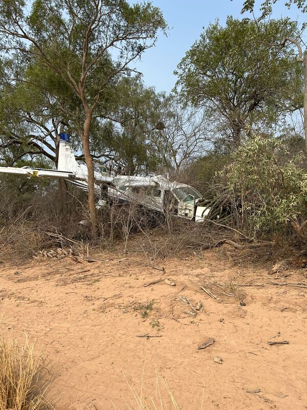 Siete personas salen ilesas de un accidente aéreo en el Chaco | 1000 Noticias