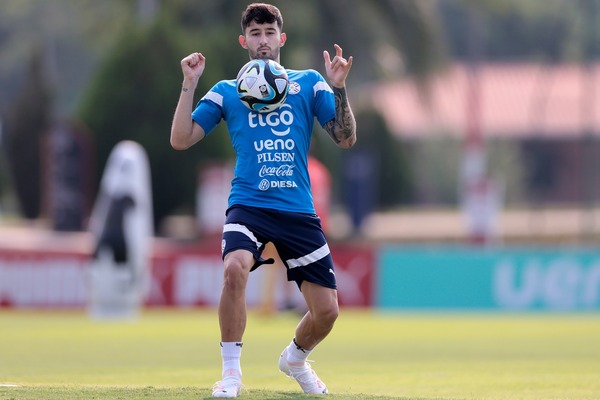 ¡Con ganas de otra victoria! Paraguay medirá mañana a Chile por Eliminatorias - trece
