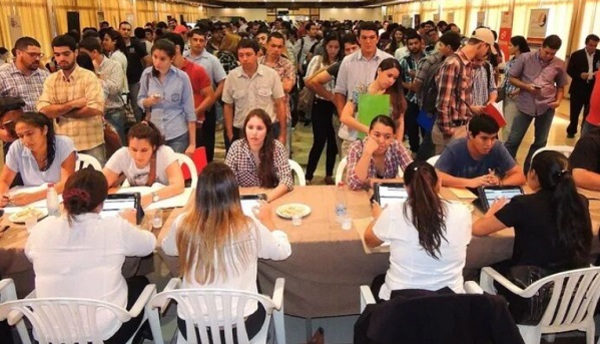 Feria de Empleos este 24 de noviembre: Más de 1.700 puestos disponibles