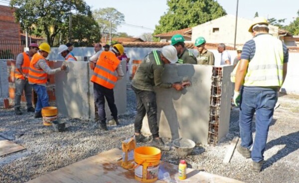 Llega a CDE la primera competencia grupal de albañiles