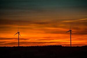 Paraguay debe diversificar su matriz energ茅tica para hacer m谩s resiliente su sistema el茅ctrico - Revista PLUS
